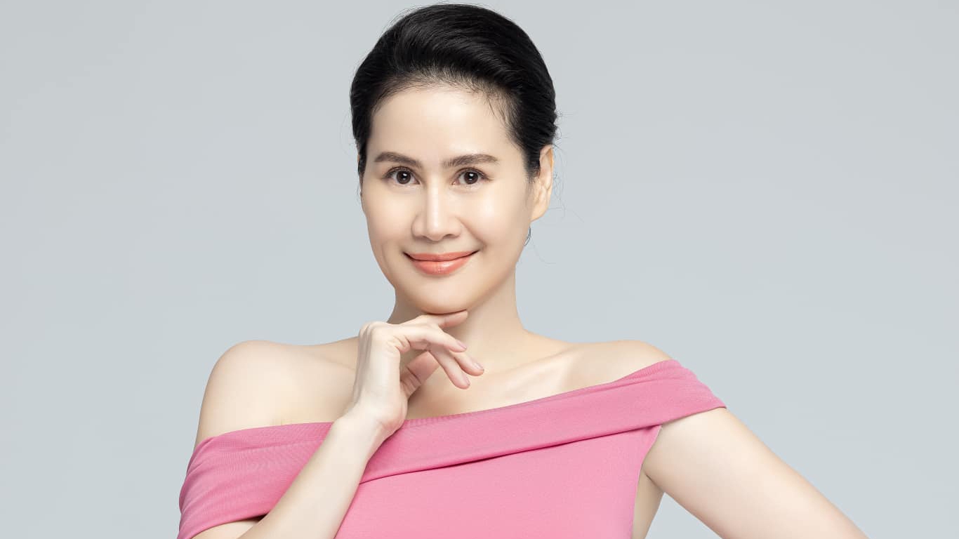 Thân Thúy Hà sinh năm bao nhiêu